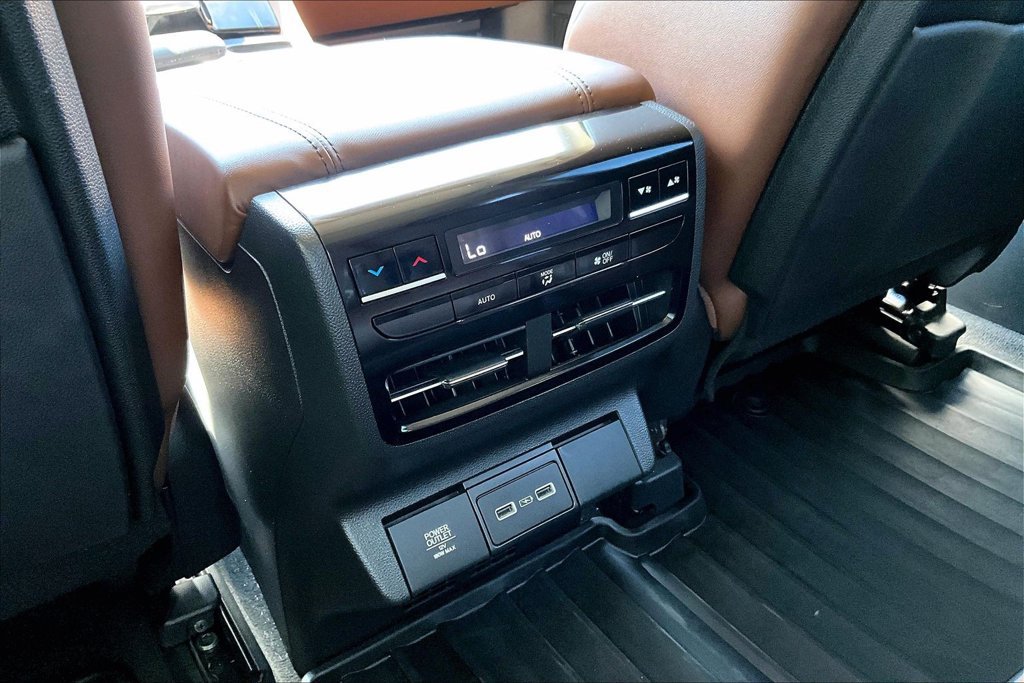 Used 2024 Acura MDX w/ Technology Package AWD/4WD image 29