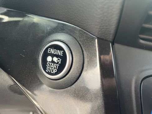 Used 2017 Ford Escape Titanium FWD image 22