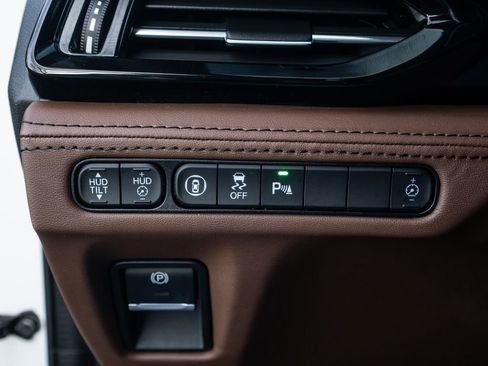 Certified 2023 Acura MDX SH-AWD w/ Advance Package image 30