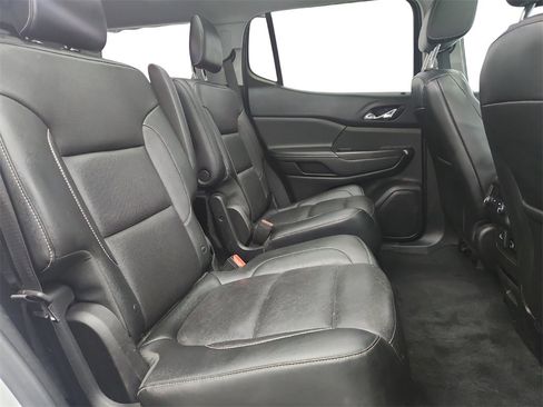 Used 2018 GMC Acadia SLT image 28