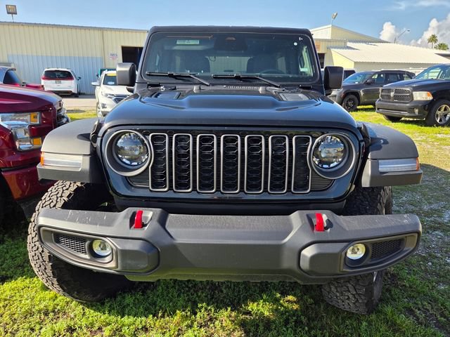 Used 2026 Jeep Wrangler Unlimited Rubicon AWD/4WD image 2