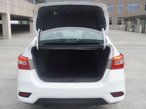 Used 2017 Nissan Sentra S image 19