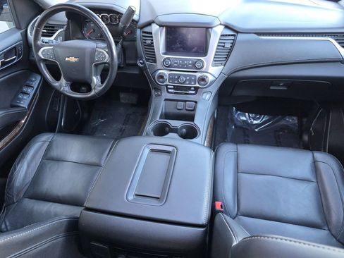 Used 2019 Chevrolet Tahoe LT w/ LT Signature Package image 25