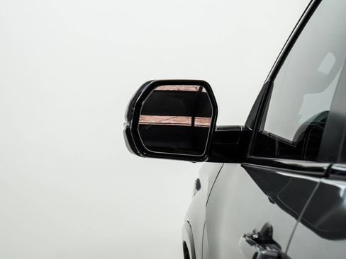 Used 2024 Toyota Sequoia Platinum AWD/4WD image 13