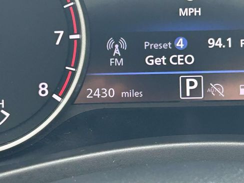 Used 2025 Nissan Sentra SV FWD image 29
