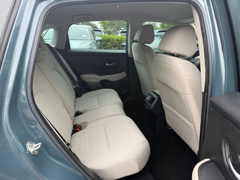 Used 2023 Honda HR-V LX image 18