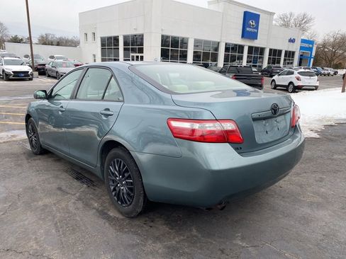 Used 2009 Toyota Camry LE image 6