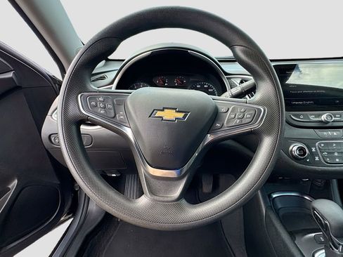 Used 2025 Chevrolet Malibu LT image 11