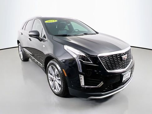 Used 2024 Cadillac XT5 Premium Luxury w/ Technology Package image 3