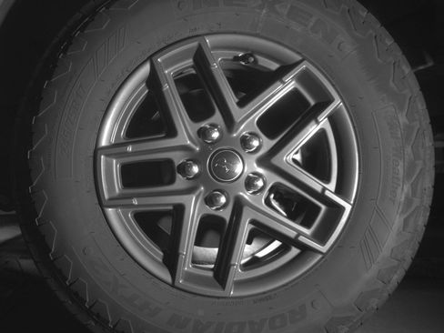 Used 2025 Jeep Wrangler Unlimited Sport AWD/4WD image 13