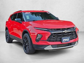 Used 2024 Chevrolet Blazer LT w/ Midnight/Sport Edition FWD video 3