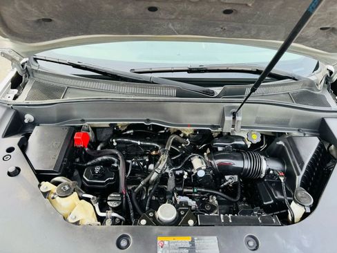 Used 2015 GMC Acadia SLE image 19