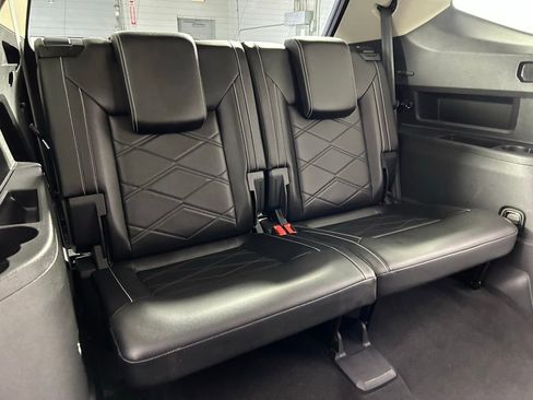 Used 2024 Volkswagen Atlas SE image 13