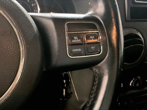 Used 2013 Jeep Wrangler Unlimited Sport image 16