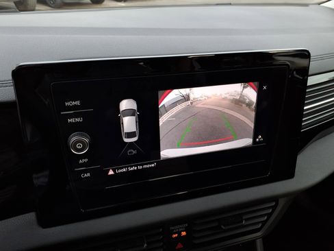 Used 2025 Volkswagen Jetta S image 19