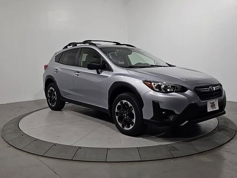 Certified 2023 Subaru Crosstrek 2.0i image 9