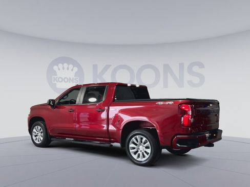 Used 2020 Chevrolet Silverado 1500 Custom w/ Custom Value Package AWD/4WD image 2