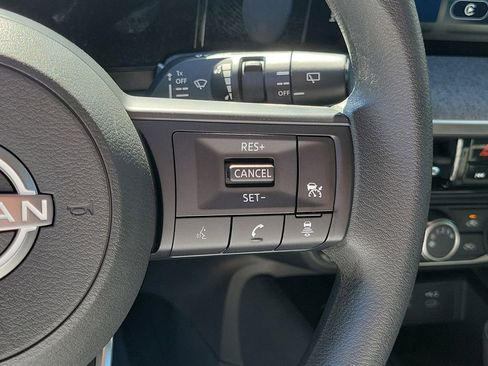 Certified 2025 Nissan Kicks SV image 30