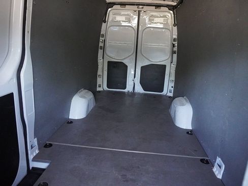 Used 2022 Mercedes-Benz Sprinter 2500 image 24