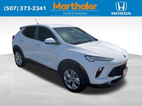 Used 2025 Buick Encore GX Preferred AWD/4WD image 7