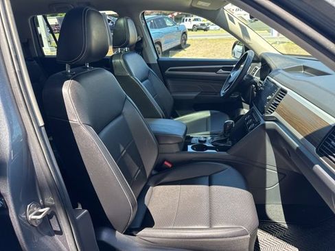 Certified 2023 Volkswagen Atlas SE w/ Panoramic Sunroof Package AWD/4WD image 28