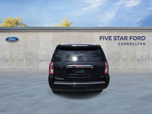 Used 2017 GMC Yukon Denali w/ Enhanced Security Package image 7