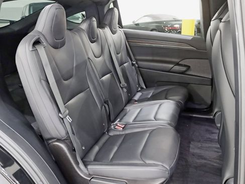 Used 2023 Tesla Model X image 32
