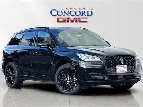 Used 2023 Lincoln Corsair Reserve w/ Equipment Group 201A image 1