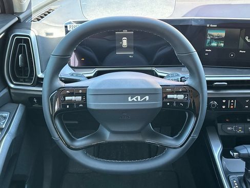 New 2026 Kia Sorento LX FWD image 25