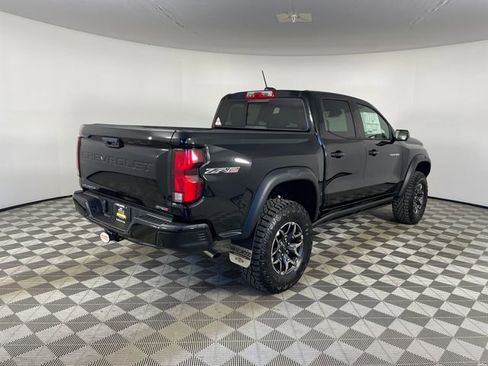 New 2026 Chevrolet Colorado ZR2 w/ Technology Package AWD/4WD image 21