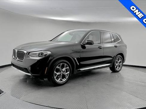Used 2022 BMW X3 xDrive30i AWD/4WD image 2