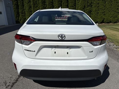Certified 2024 Toyota Corolla LE FWD image 4