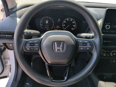 Used 2025 Honda HR-V LX image 12
