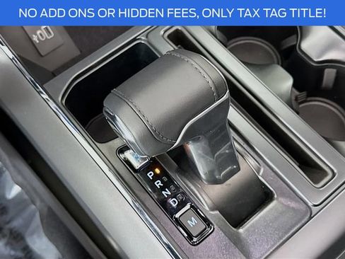 New 2025 Ford F150 Lariat w/ Equipment Group 501A Mid image 17