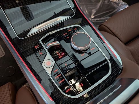 New 2026 BMW X5 sDrive40i w/ Climate Comfort Package image 13