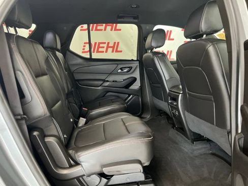 Used 2023 Chevrolet Traverse RS w/ LPO, Floor Liner Package FWD image 11