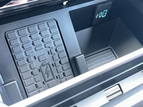 New 2025 Ford F350 Lariat w/ Lariat Ultimate Package image 18