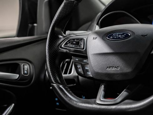 Used 2017 Ford Focus ST FWD image 20