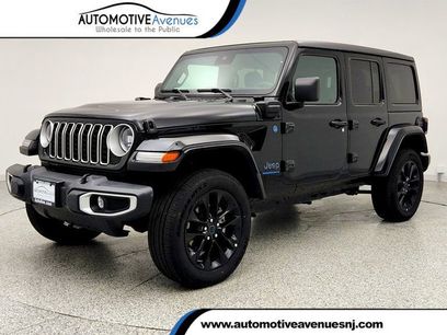 Used 2025 Jeep Wrangler Unlimited Sahara w/ Safety Group