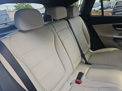 New 2026 Mercedes-Benz GLC 300 4MATIC image 12