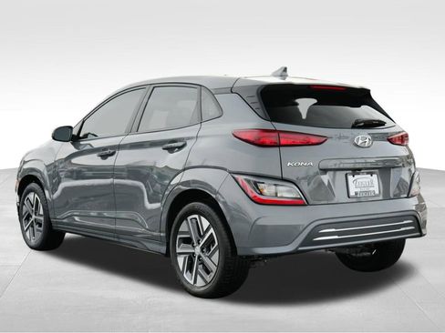 Certified 2023 Hyundai Kona SE w/ Cargo Package image 6