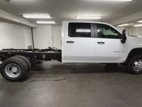 New 2026 Chevrolet Silverado 3500 W/T w/ WT Convenience Package image 9