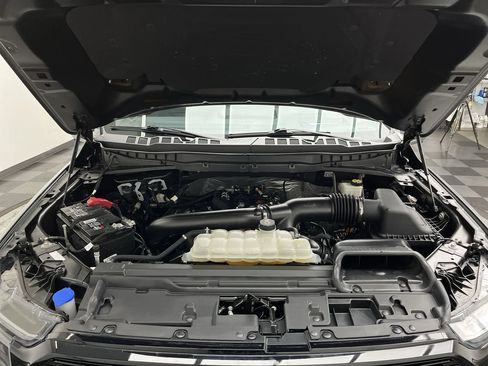 Certified 2024 Ford F150 Platinum w/ Equipment Group 702A High AWD/4WD image 33