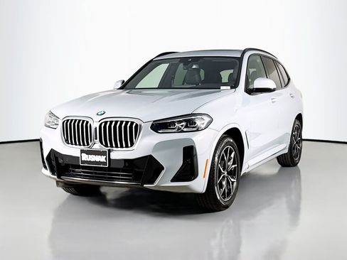 Used 2023 BMW X3 sDrive30i w/ M Sport Package image 3