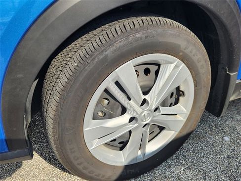 Used 2025 Nissan Kicks Play S image 10