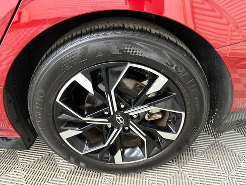 Used 2025 Hyundai Sonata SEL FWD image 19
