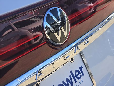 New 2026 Volkswagen Atlas SE image 7