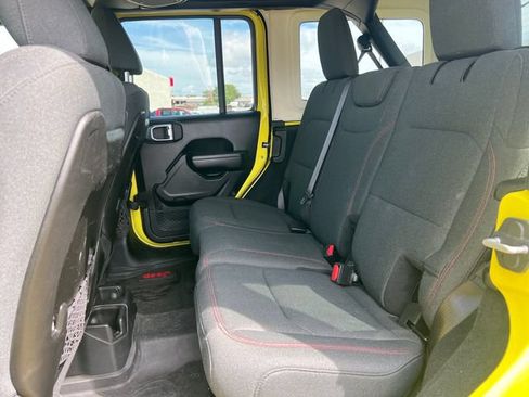 Used 2024 Jeep Wrangler Unlimited Rubicon AWD/4WD image 37