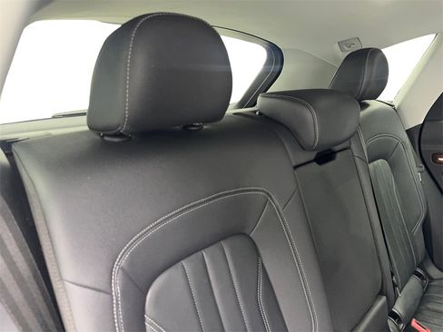 Used 2023 Audi Q5 2.0T Premium w/ Convenience Package image 41