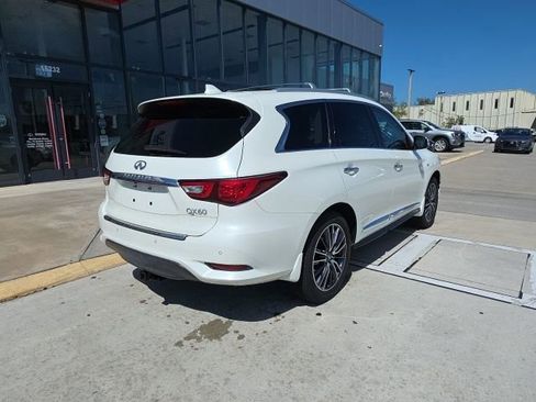 Used 2016 INFINITI QX60 Luxe w/ Deluxe Technology Package image 4